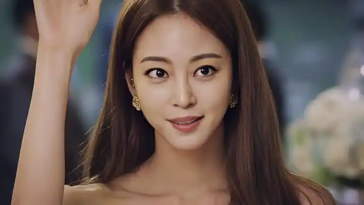 美女的诞生:女人盛装出席宴会,会不会被丈夫认出来呢