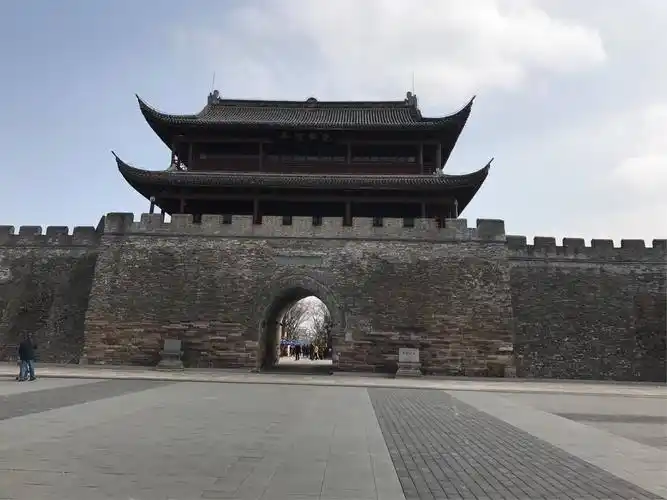 2018春节衢州游(二)正月初二,上午走衢江游步道,下午登衢州大南门