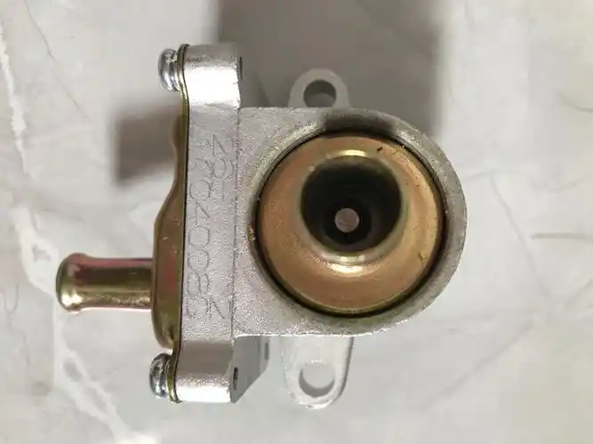 气阀轻骑铃木摩托车配件gs125gsx125-3qs110二次进气气缸体