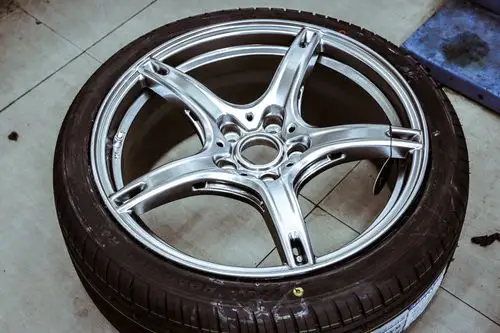 改装轮毂是不是越轻越好