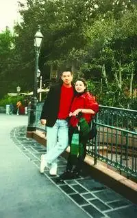 怀念美女黄秋燕 看李连杰与前妻的老照片(图)