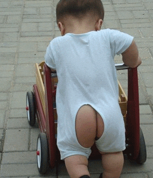 开裆裤真的会坑了孩子只有穷人家的宝宝才穿