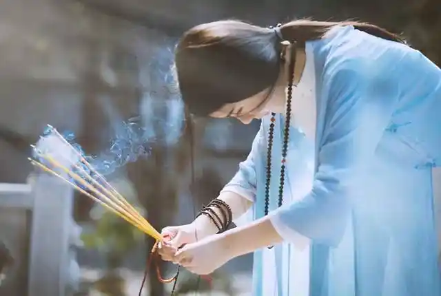 佛教:这3种女人最有福气,越看越美,看看有你吗?