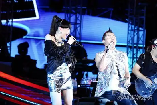 吴莫愁哈林摇庆庾澄庆生日 感动恩师