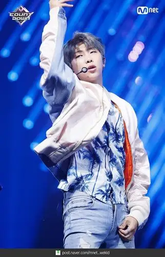 rm 金南俊 bts 防弹少年团 20180830 m!countdown 《im fine》舞台照
