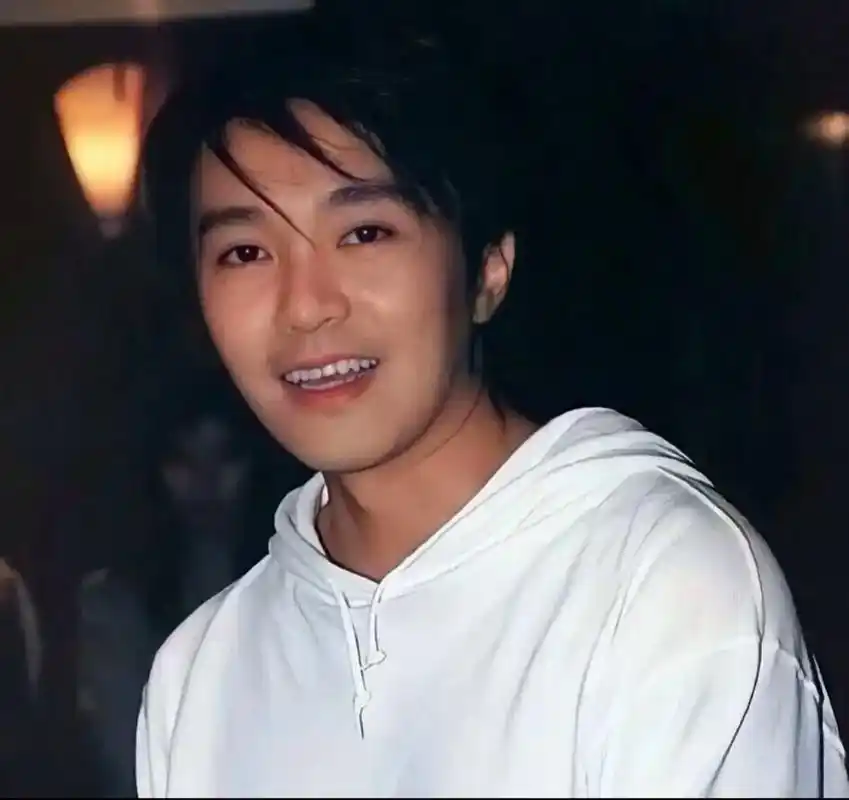 当你难过的时候你可能想到周星驰##周星驰高清照片