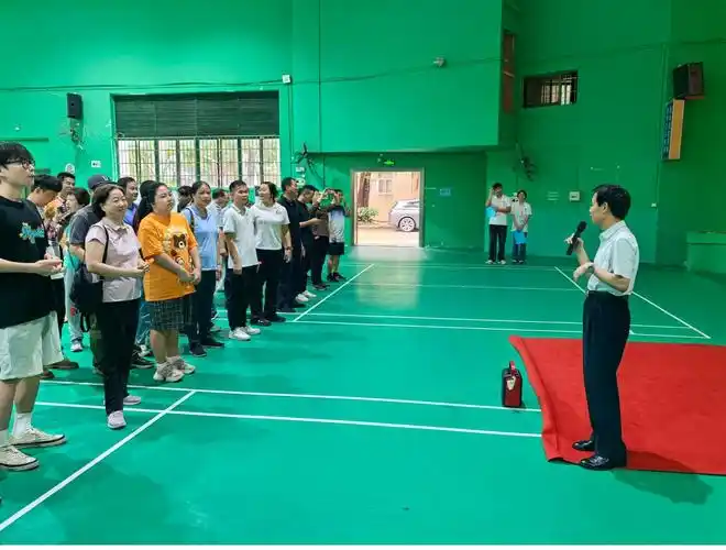 广东轻工职业技术学院第一届教职工飞镖大赛圆满成功