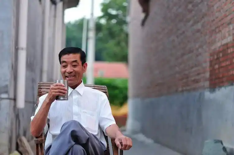 做个讨人喜欢的老年人,此文启发无数中老年人!_东西