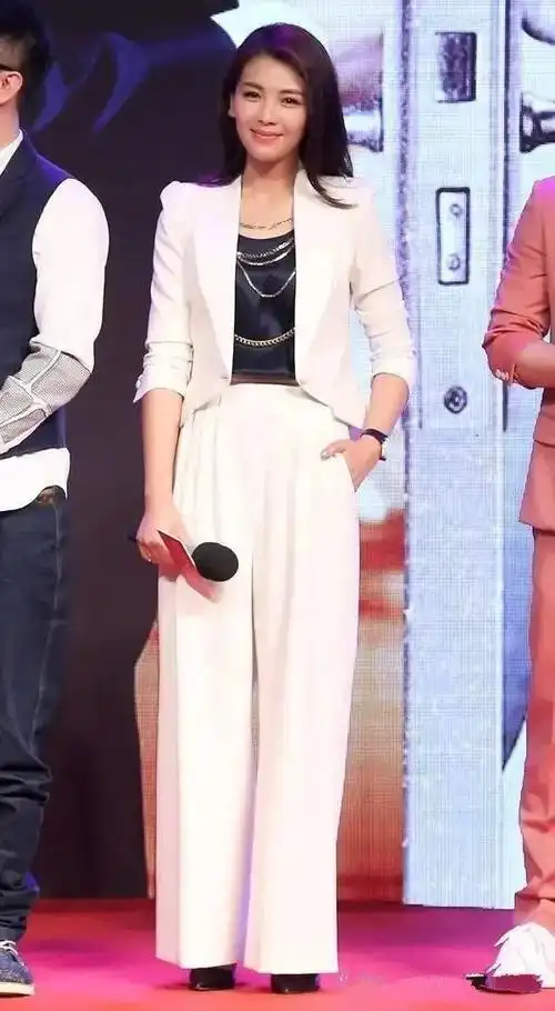 刘涛就别装了没有滤镜的修饰仙女姐姐实在撑不起