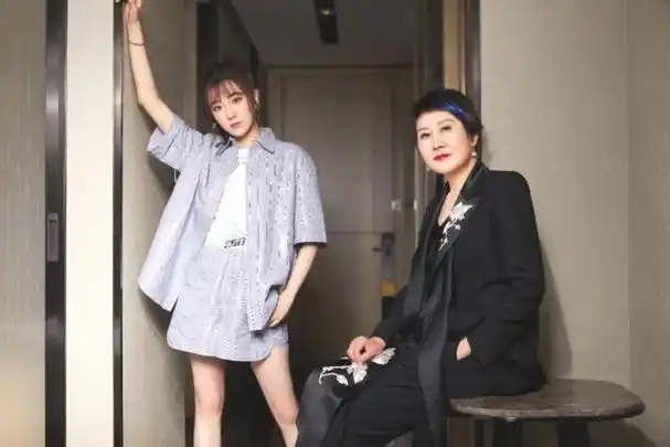 《公诉》中来头不小的女配角:一位是星二代,一位是张一山的同学