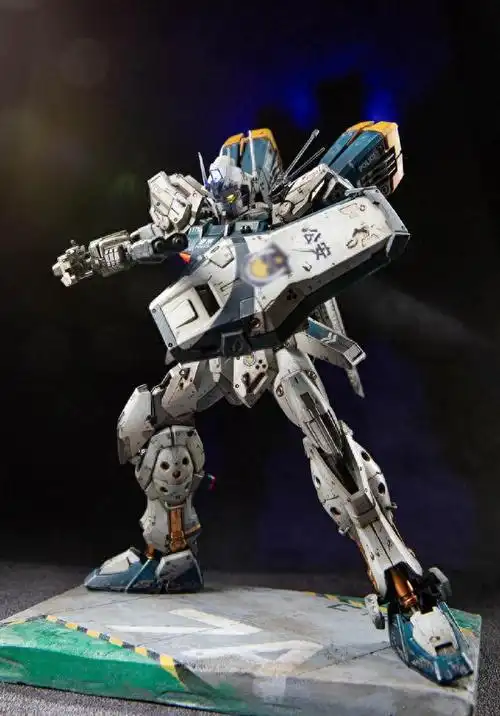 机动警察样式强袭高达模型