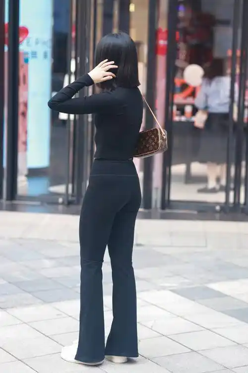 重庆街拍:北城天街20221216-06