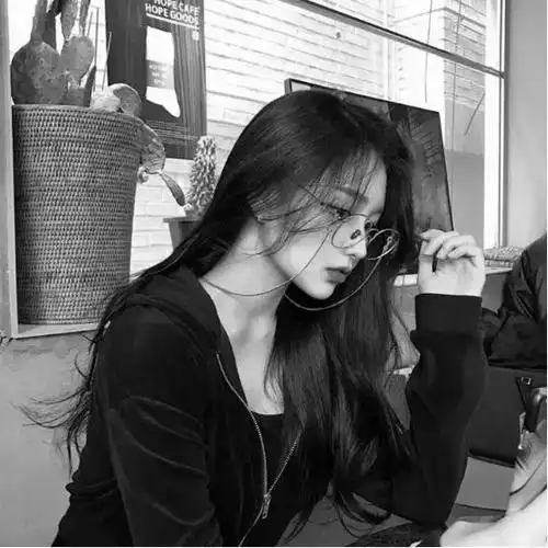 女人独立励志霸气的句子一个女人独立坚强说说