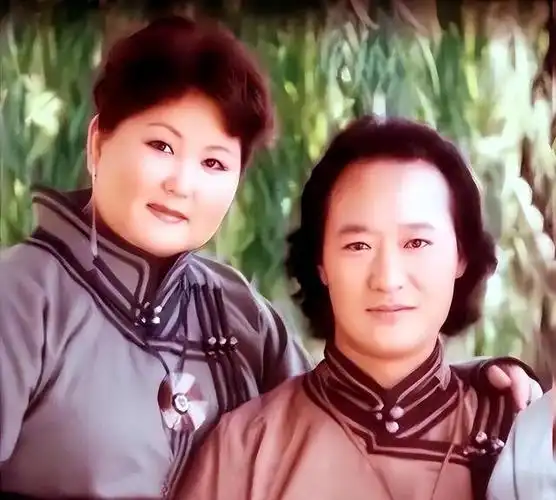 18年后再看吉祥三宝父亲去世女儿远嫁韩国如今令人感慨