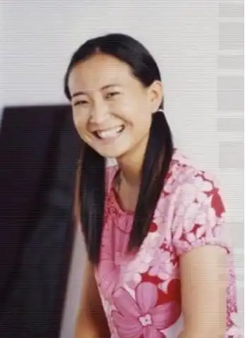 倒尿女孩贾玲女神到女汉子这么多年经历了什么