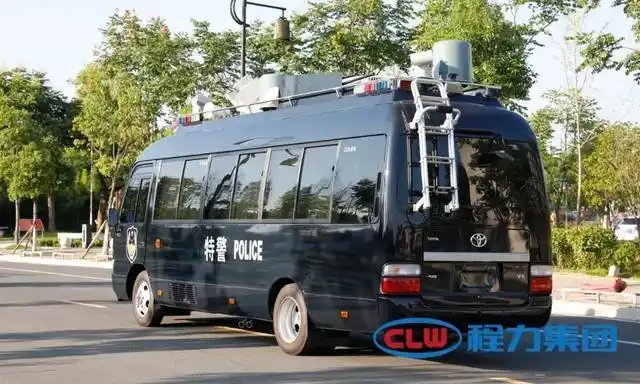 程力汽车集团高端通讯指挥车为特警作业提供坚强保障