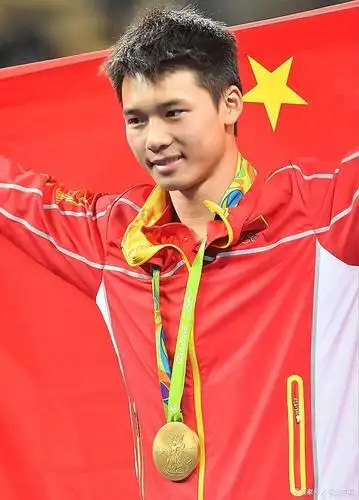 中国包-陈艾森1