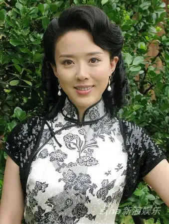 颜丹晨《黑色名单》剧照新浪娱乐讯 眼下,由知名演员颜丹晨,黄觉领衔