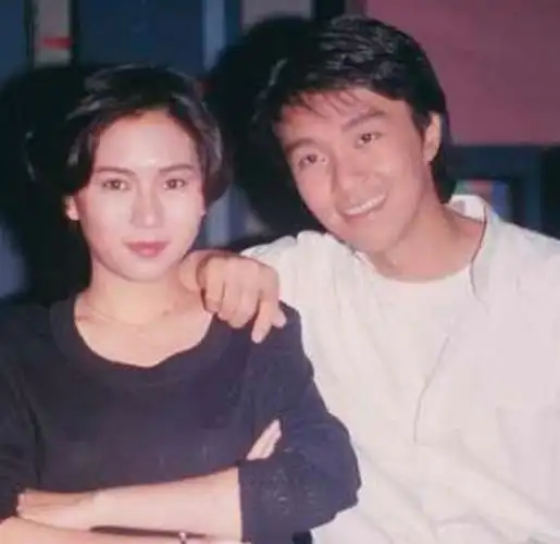 回顾她向周星驰求婚被骂神经病去世后被星爷拍进了电影