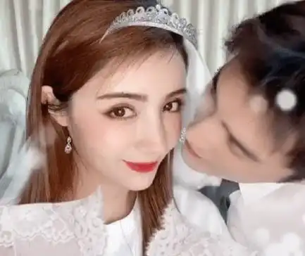 麦迪娜结婚纪念日再穿婚纱与姜潮秀结婚证