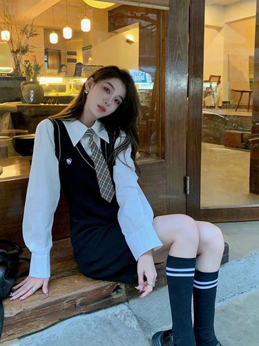 秋冬韩系学院风jk制服两件套装包臀裙小香风御姐减龄茶系连衣裙女