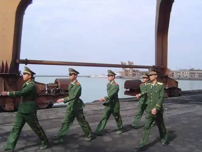 南海国门巡礼八所边检站