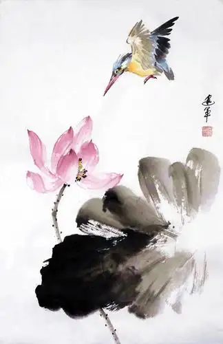 十一.   荷花鸟翠相映美