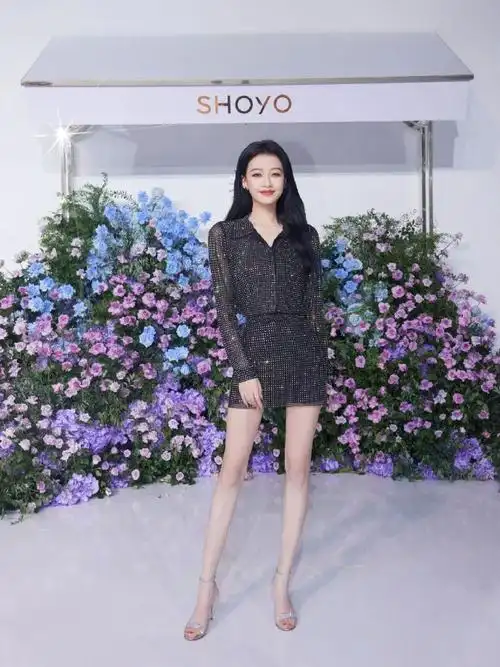 孙怡超话#孙怡好会共情王睡睡#孙怡这性感大长腿