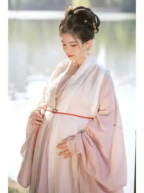 合肥约拍  #汉服写真  #合肥汉服约拍  #合肥汉服妆造  #孕妇照