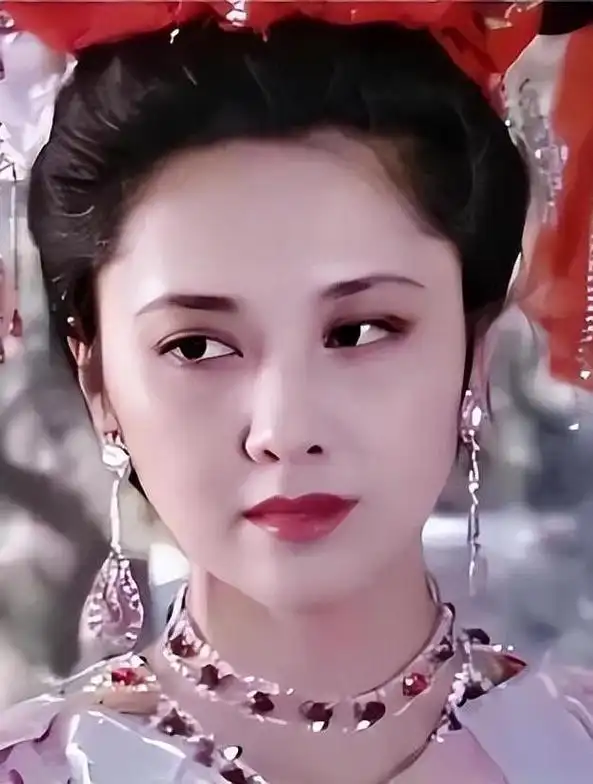 朱琳:第一美女名不虚传 朱琳,西游记第一美人,71岁的她依旧保持着那一