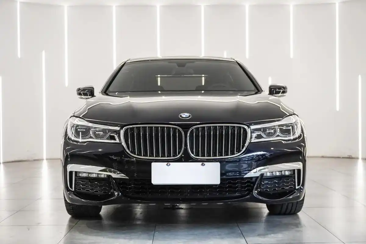宝马740li宝马7系 740li 领先型  - 抖音