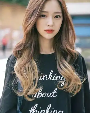 莎莎咵时尚韩式大卷发型时尚有魅力你不试试吗