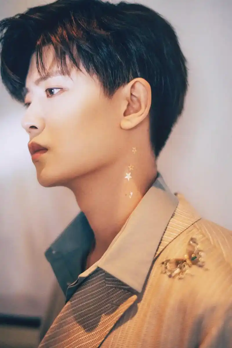 任嘉伦 #侧颜 #你是凭实力刷到的 #壁纸 #向全世界安利 - 抖音