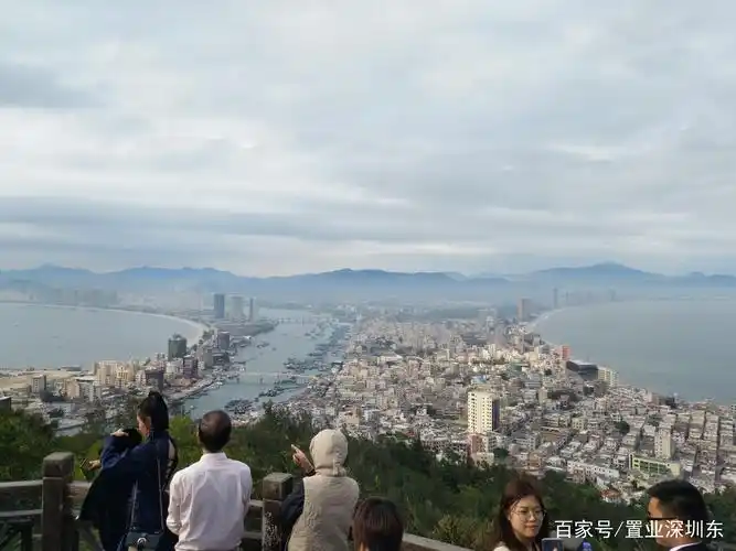 惠东双月湾观景台