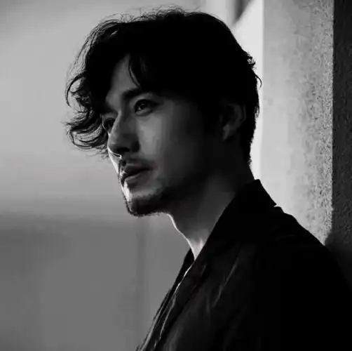 767676767676767676767676霸气大叔微信头像