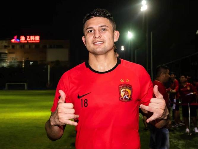 艾克森再度发声只字未提出战世预赛国足这下麻烦了