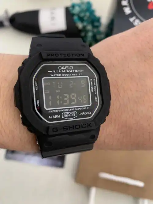 一张多入的卡西欧小方块真的太好看百搭了