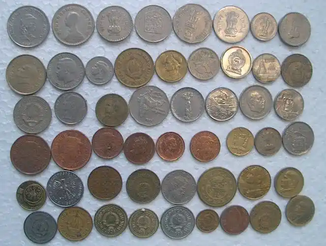 外国硬币100个不同138元包快递.全是铜币.无铅币