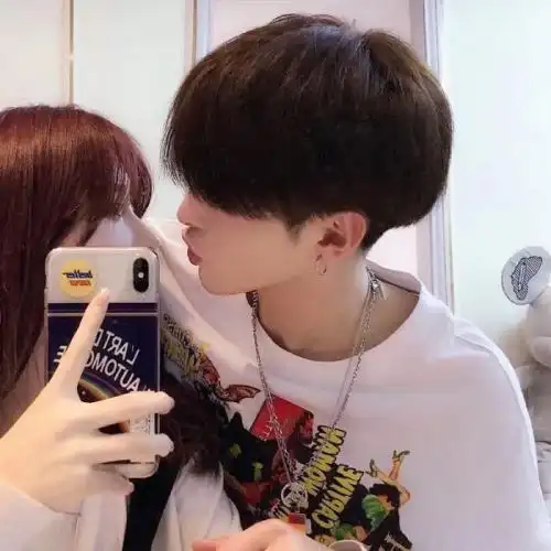 情侣高清头像一对两张最新版这种清晰的看了就会喜欢的