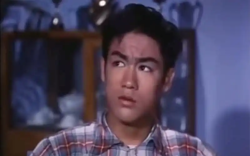 1960人海孤鸿片段