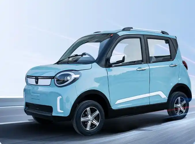 2款四轮老年代步车来了,起步有劲,最大续航220公里!还配空调