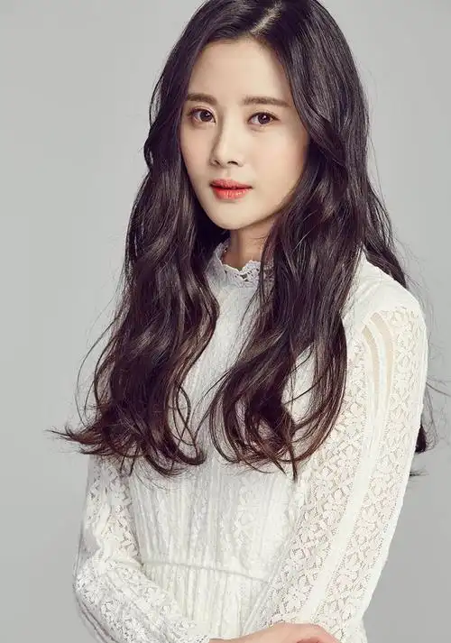 隋雨蒙最新大片简约清纯中透露着一丝仙气[11p]