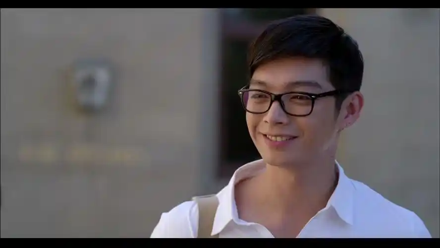 p>辰亦儒(calvin),1980年11月10日出生于台湾省台北市,中国台湾男