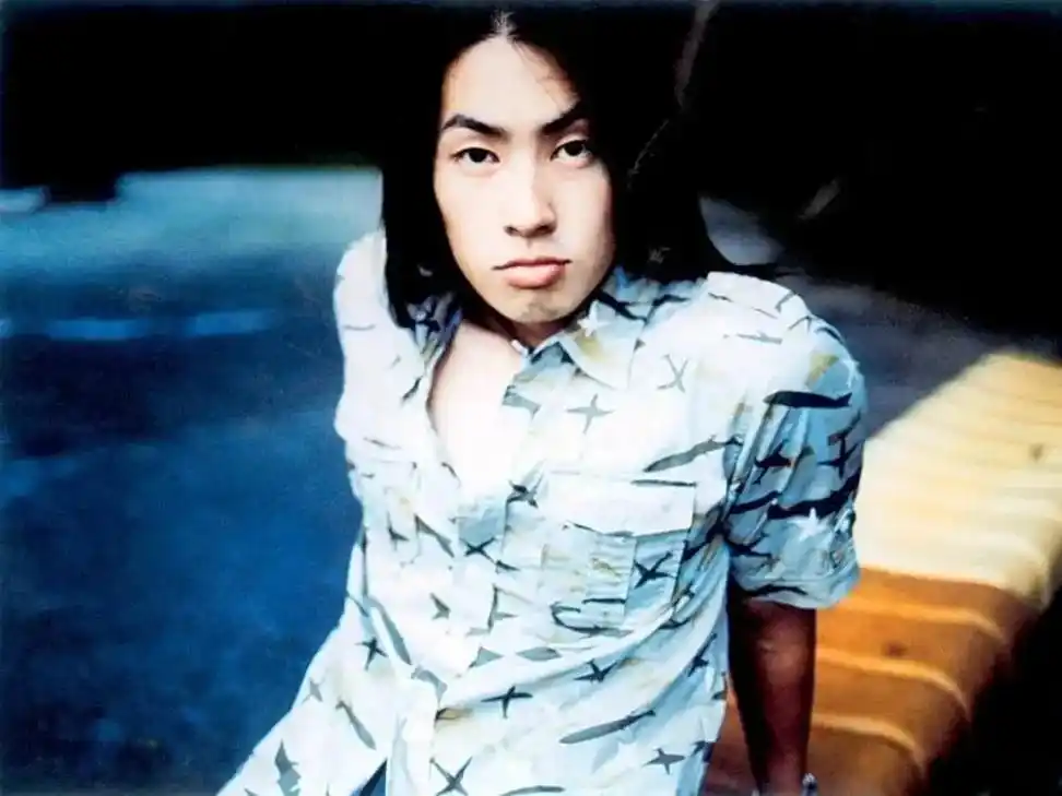 回忆杀 美作时期的吴建豪,我都快不记得豪哥这首歌陪我度过了 - 兑趑