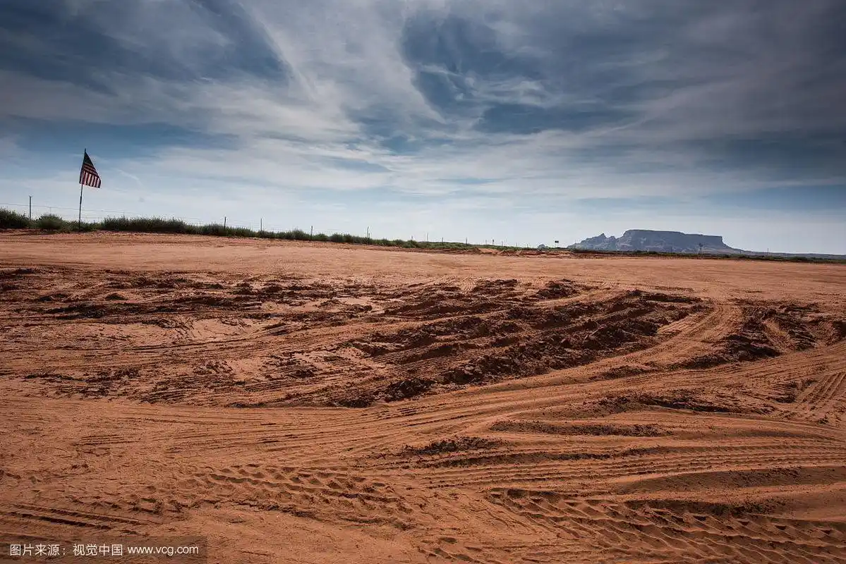 美国西部泥土路