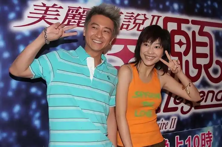 回顾精明的应采儿为何不嫁向佐而选择大16岁家世一般的陈小春