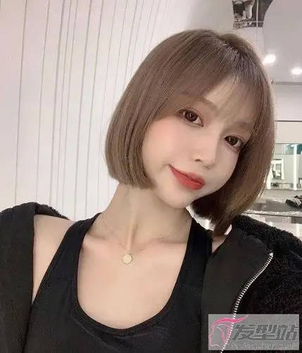 2021年新款波波头推荐 短发这么剪才够时髦减龄_女生发型大全_宝宝