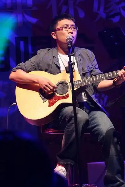 p>《真的不同了》是 a target="_blank" href="/item/庞龙/577539"