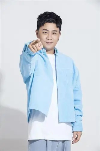 酷狗top500贺一航又出新单 暖男嗓来袭直播间