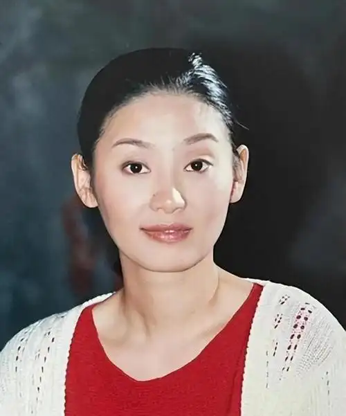 有一位戏还没拍完戏就怀孕了|周韵|姜文|徐帆|陈红|蒋雯丽|冯小刚